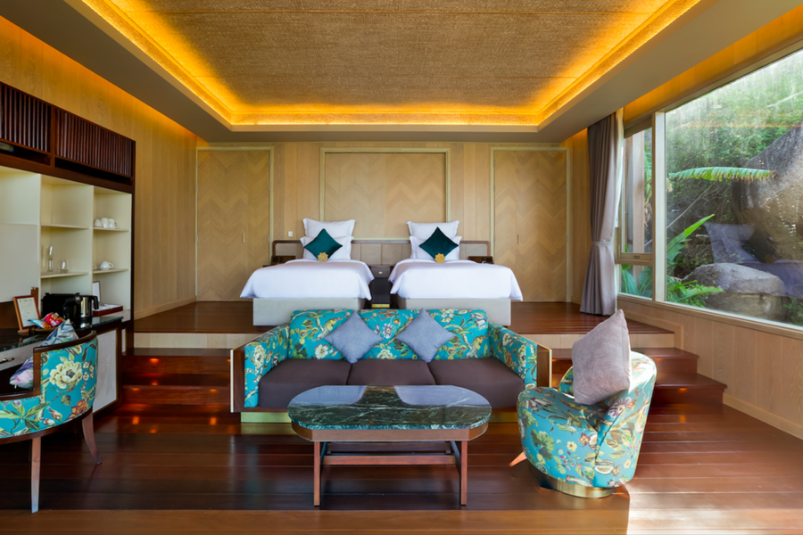 room detail thumbnail 2